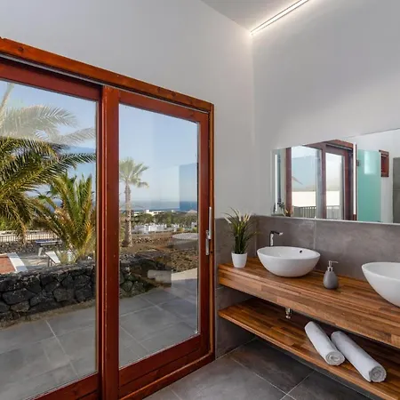 Rodea Cinco By Playa Blanca (Lanzarote)