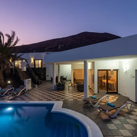 Rodea Cinco By 别墅 *