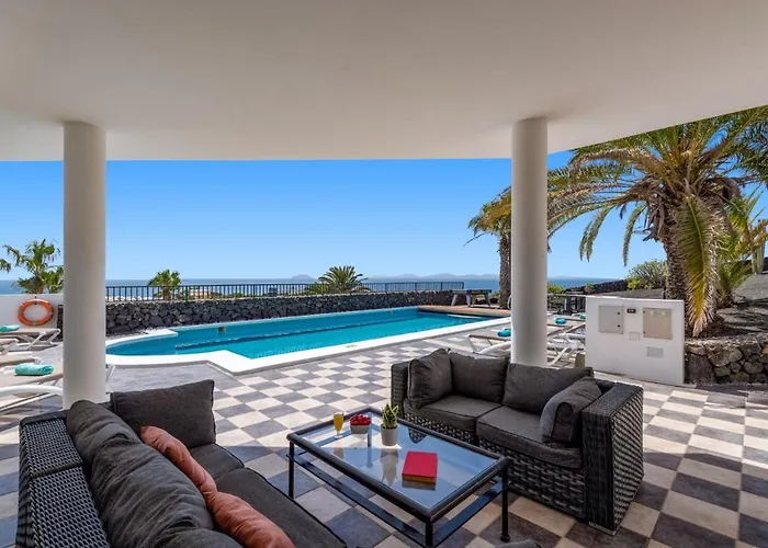 Rodea Cinco By Villa Playa Blanca (Lanzarote)